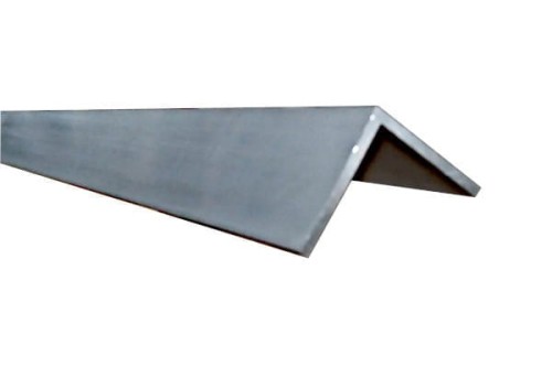5835