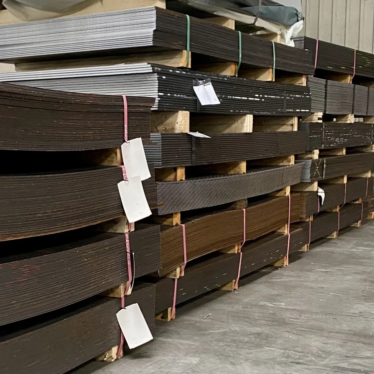 8386.